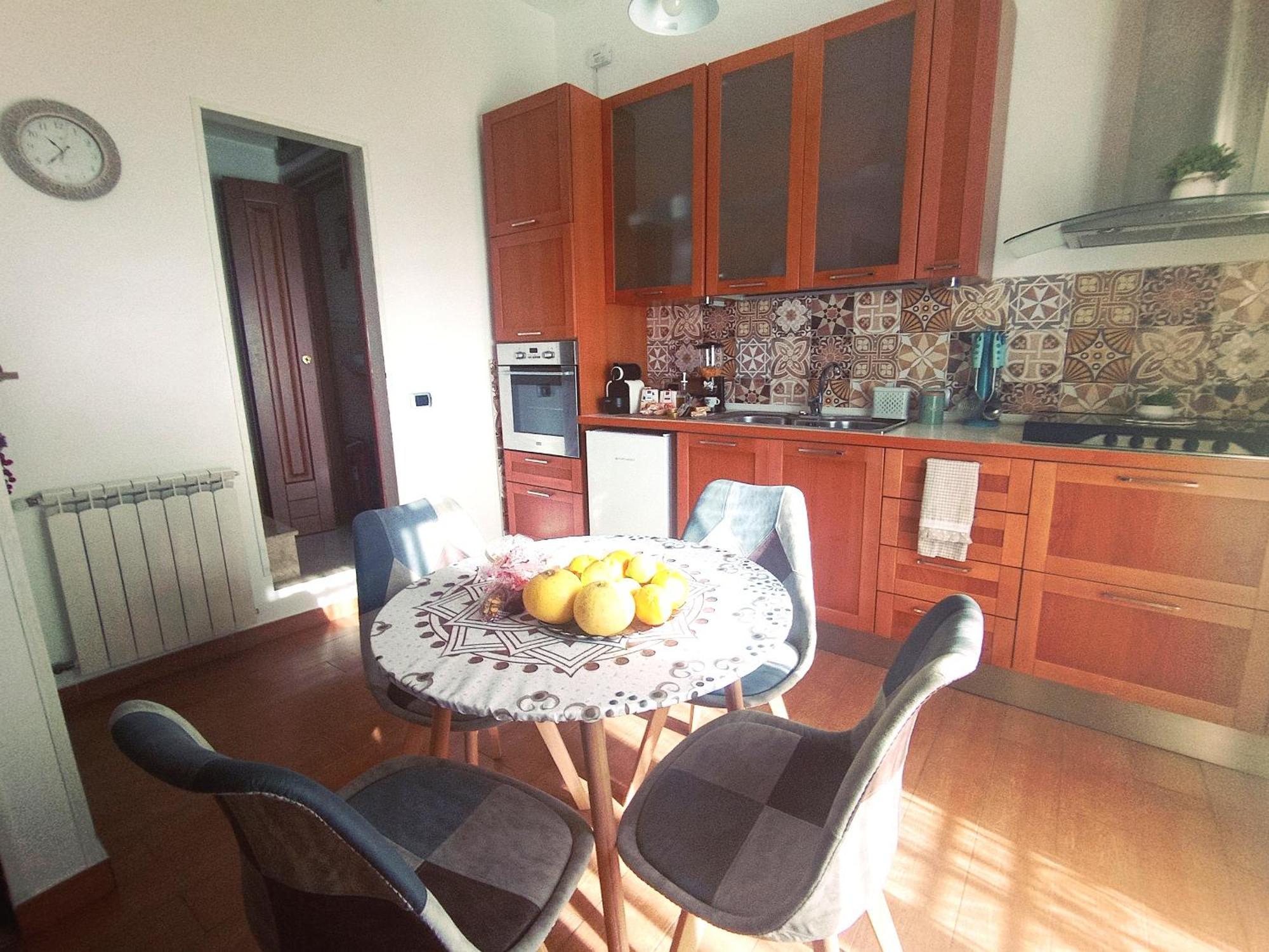La Casetta Di Gio Gio Appartamento In Centro A Монреале Экстерьер фото